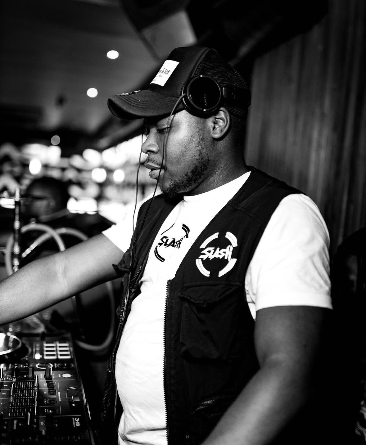 DR SHINE A LOT BLACK CAP