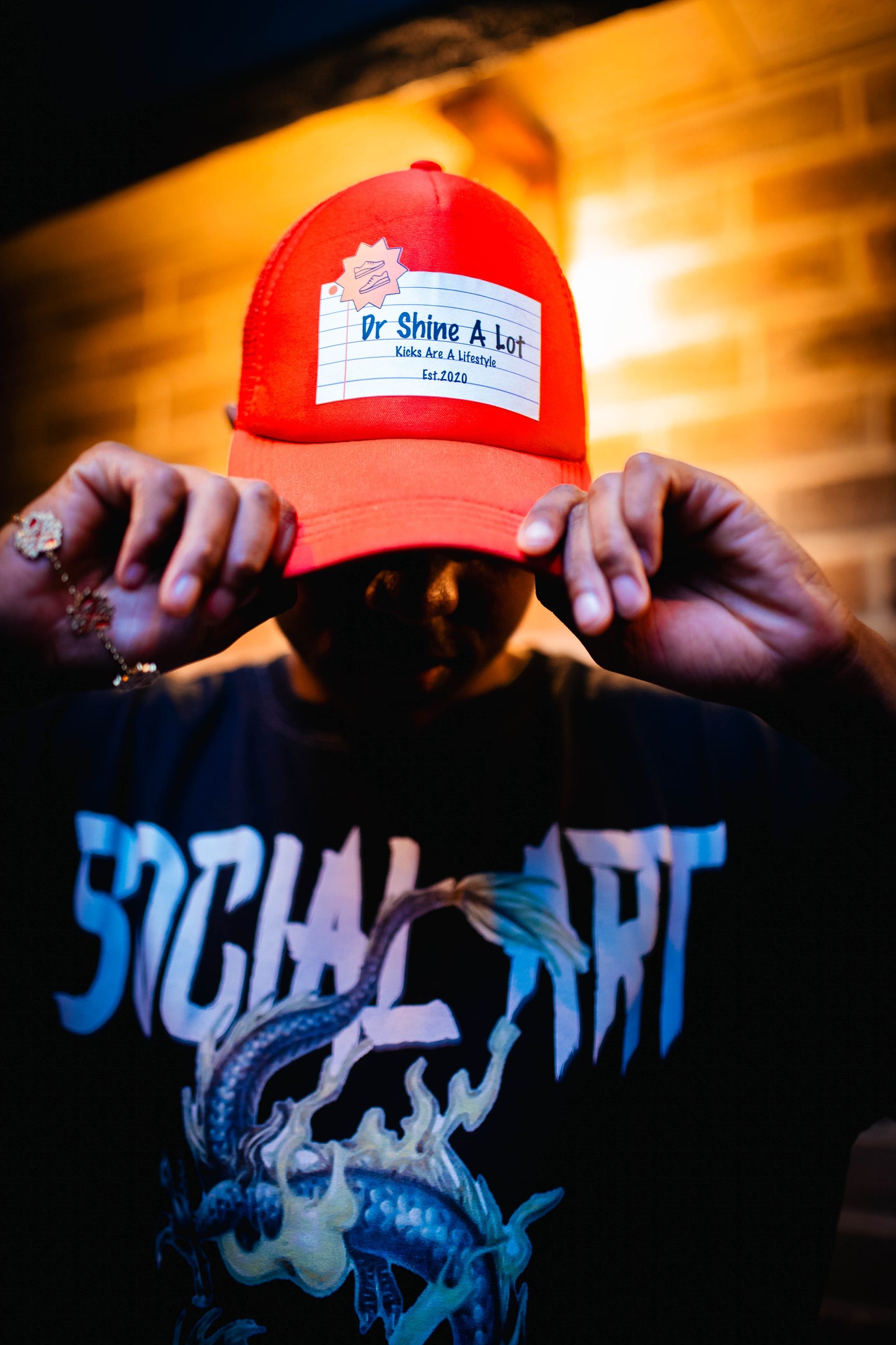 DR SHINE A LOT RED CAP